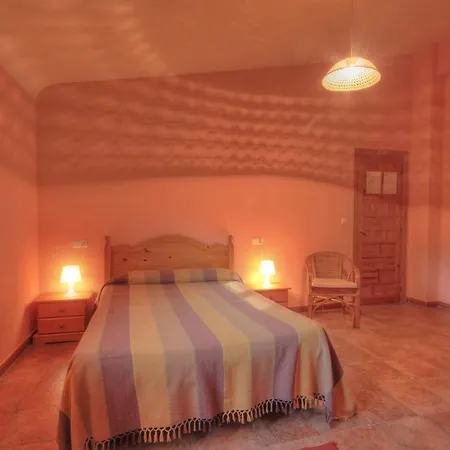 Barranc De La Serra Hostel